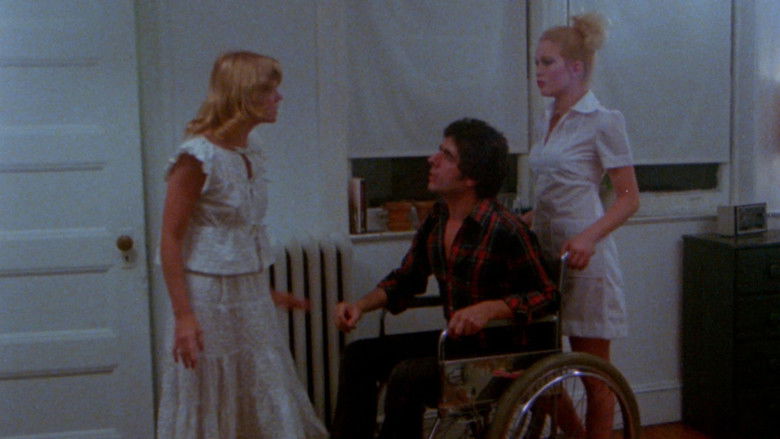 Image d'arrière-plan 7 du film Hot Honey