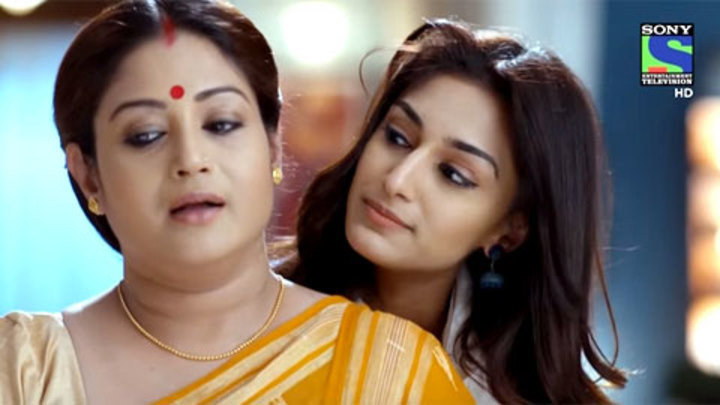 Still image for Kuch Rang Pyar Ke Aise Bhi season 1 episode 14: Ishwari Revisits Her Past Still image for Kuch Rang Pyar Ke Aise Bhi season 1 episode 14: Ishwari Revisits Her Past