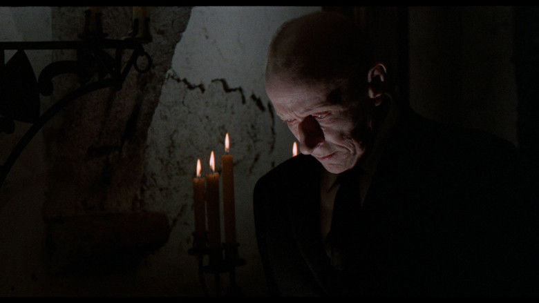 Image d'arrière-plan 10 du film La nuit des damnés