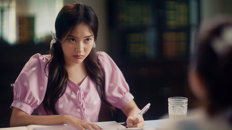 Still from ปิ่นภักดิ์ - Season 1 Episode 1