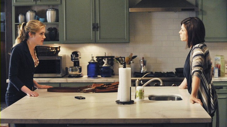 Still from The Nine Lives of Chloe King - Season 1 Episode 8