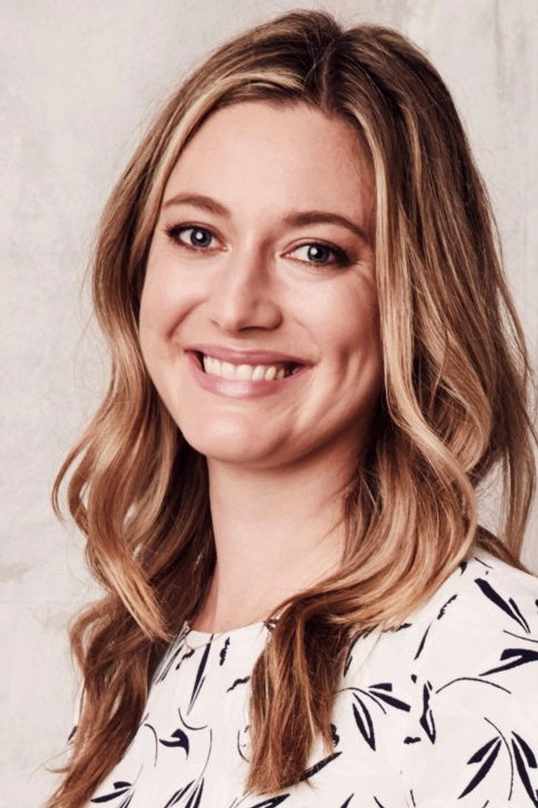 Zoe Perry photo 3