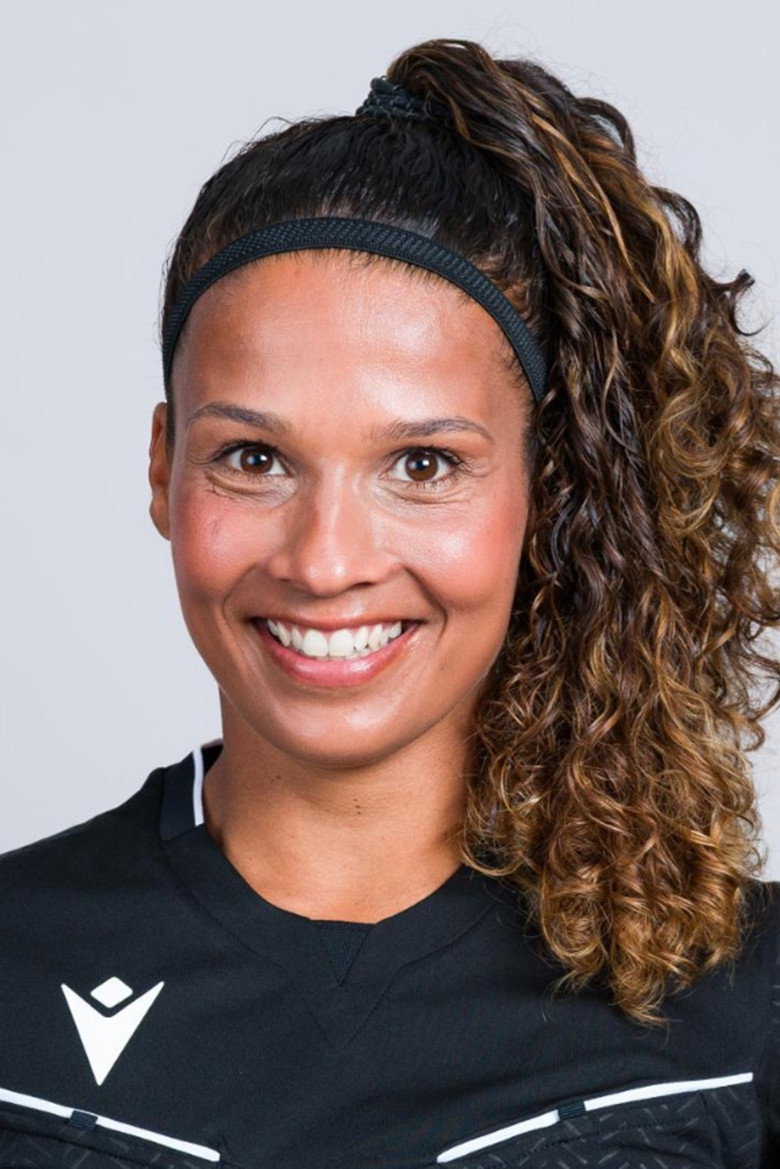 Shona Shukrula portrait