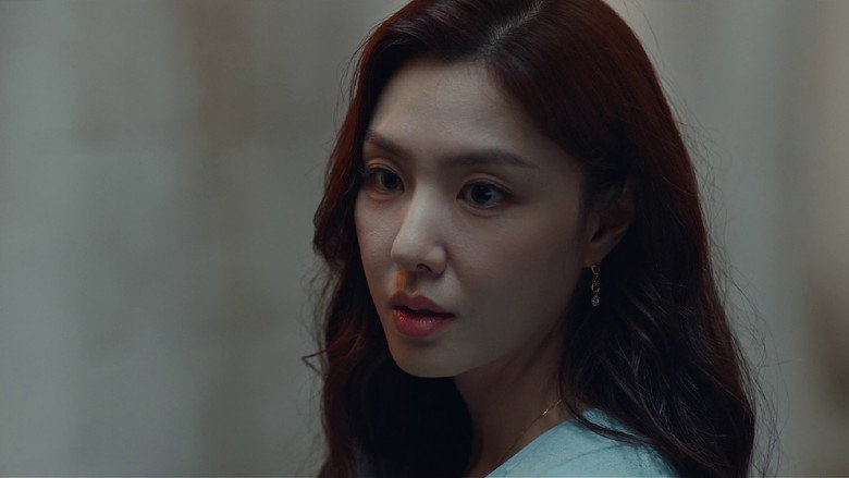 Still from Adamas - Season 1 Episode 2