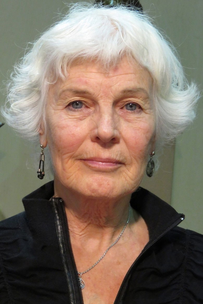 Jacqueline Bouchard portrait image