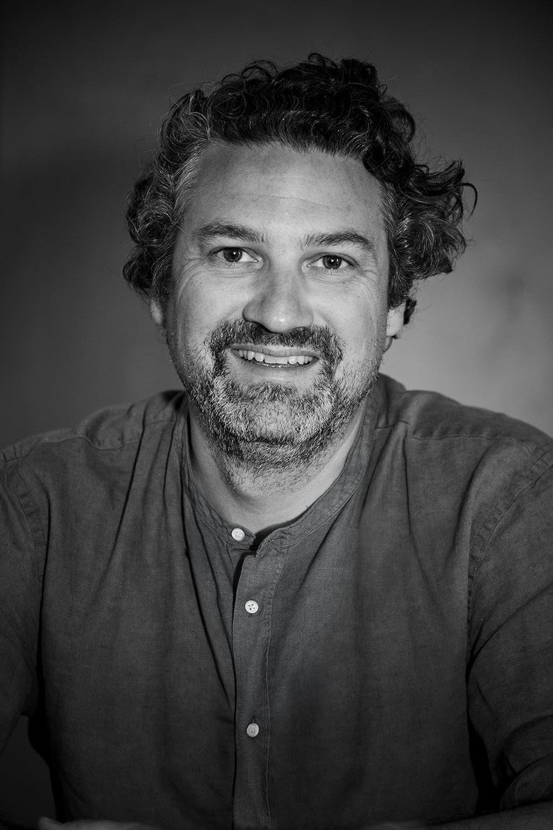 Mo Stoebe portrait