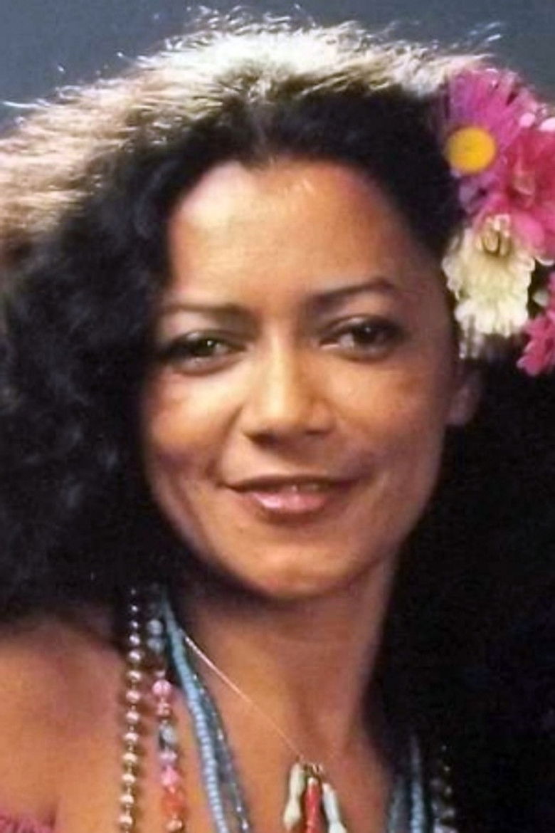 Nazaré Péreira portrait image