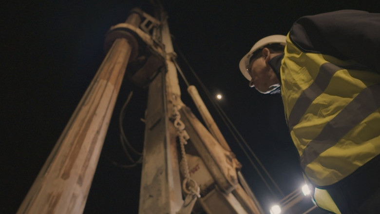 Still image for 13 días season 1 episode 2: Episode 2