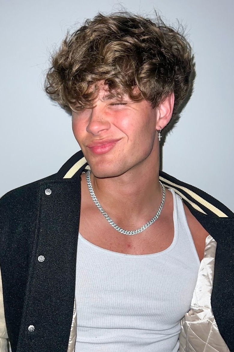 Ace Akers portrait image