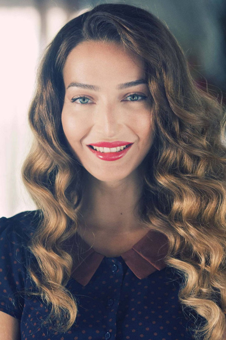 Elena Thomopoulou photo 4
