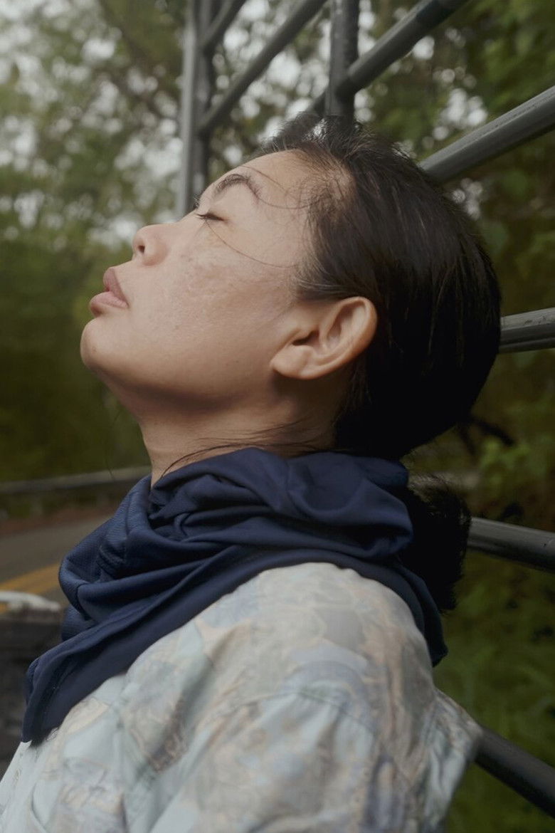 Imatge de Because Watching Pacifies