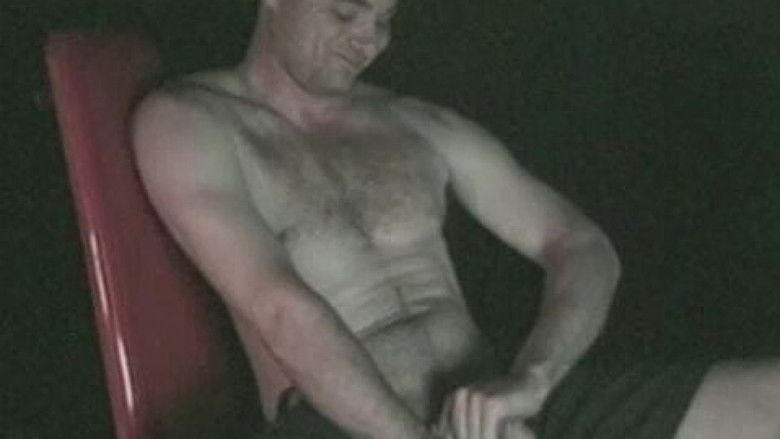 Image d'arrière-plan 1 du film Autofellatio: Biographies