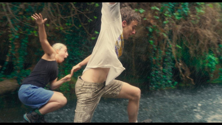 Frame from Pluja d'estiu