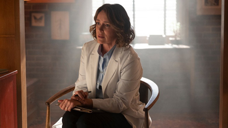 Still from Orphan Black: Echoes - Season 1 Episode 1