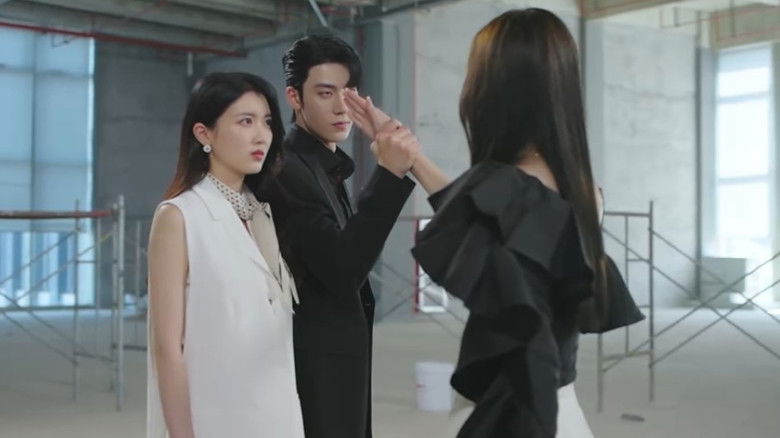 Still image for Love in the Edge of Divorce season 1 episode 24: Episode 24 Still image for Love in the Edge of Divorce season 1 episode 24: Episode 24