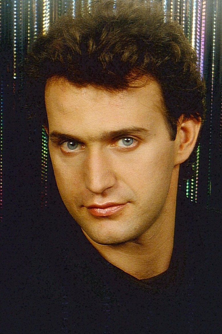 Ryan Paris portrait image