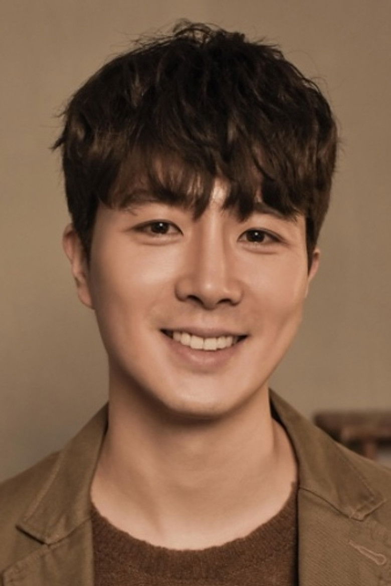 Park Geun-Wan portrait image