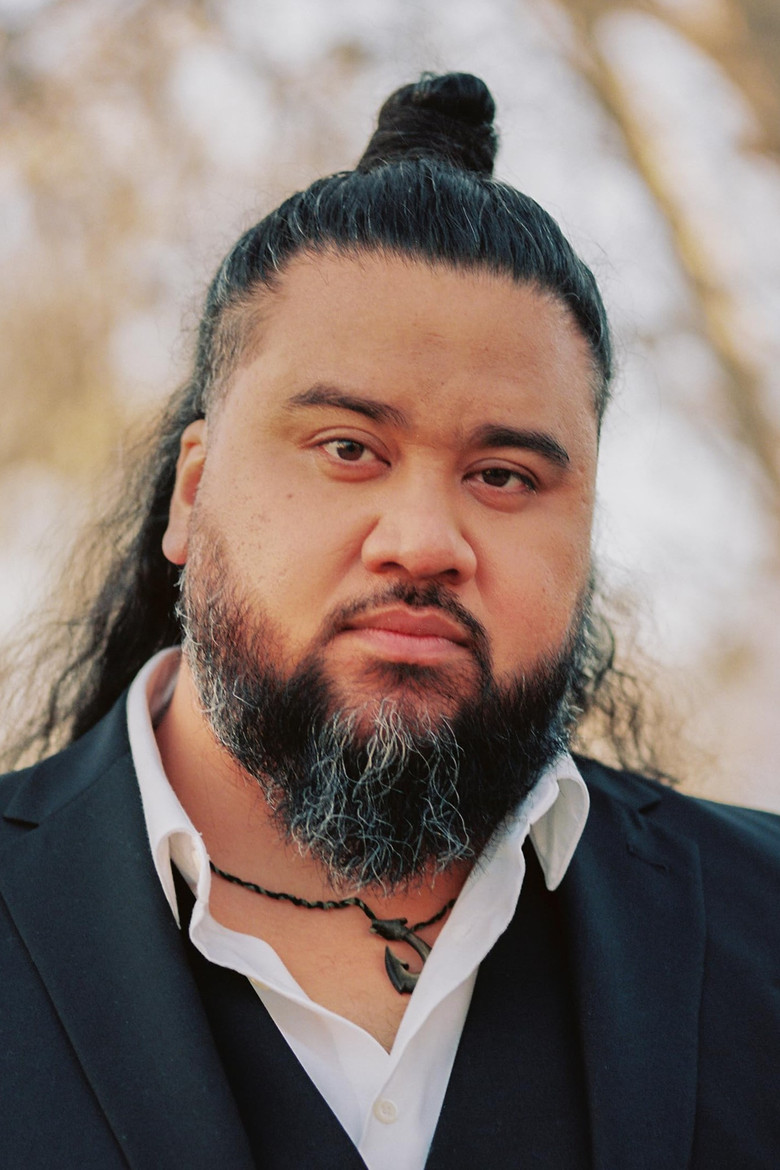 Sale Taylor portrait image