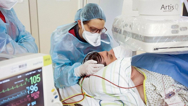 Still image for Charité intensiv season 1 episode 3: Hope Still image for Charité intensiv season 1 episode 3: Hope