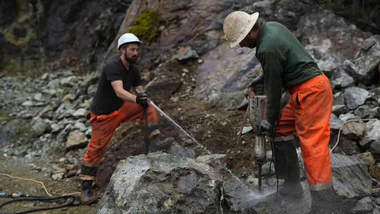 Still image for Outback Crystal Hunters season 1 episode 6: Thrill of the Hunt Still image for Outback Crystal Hunters season 1 episode 6: Thrill of the Hunt