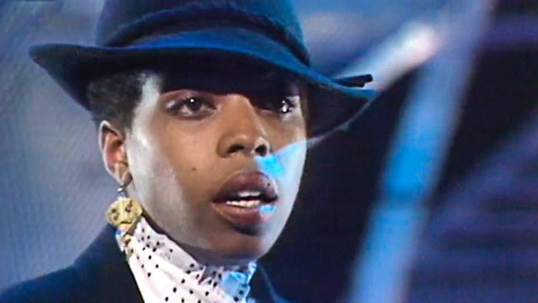 Top of the Pops S18E07 still
