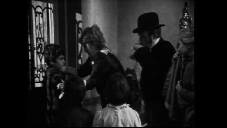 Still image for Loxandra season 1 episode 2: Episode 2 Still image for Loxandra season 1 episode 2: Episode 2