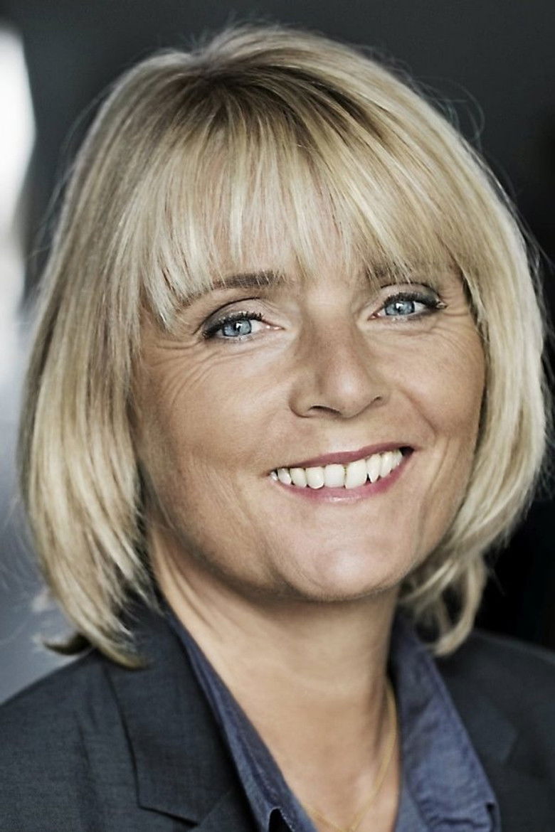 Hanne-Vibeke Holst portrait image