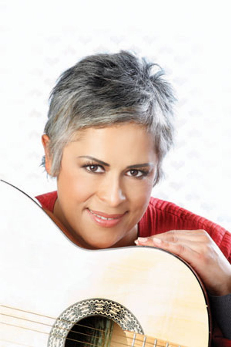 Eugenia León photo 2
