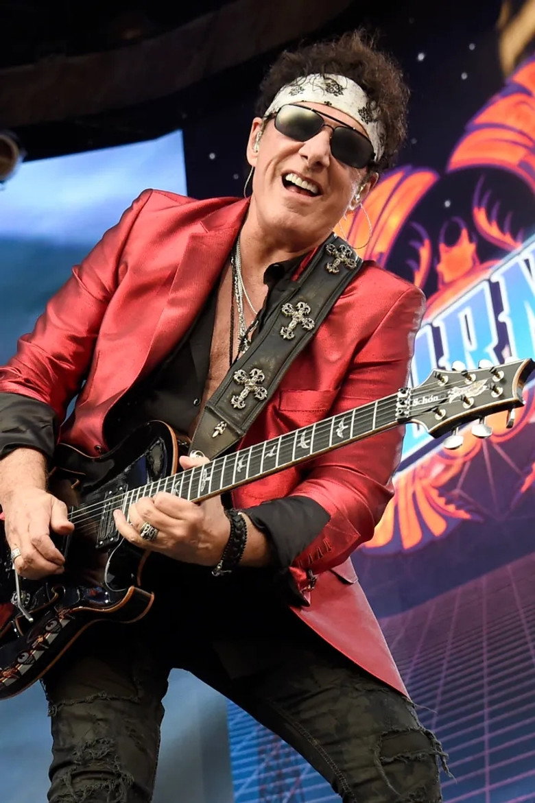 Neal Schon photo 7