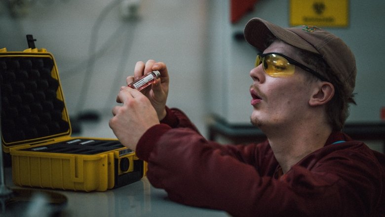 Adikts Sezóna 1 Epizoda 1 bombuj