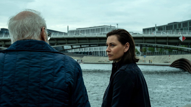 Still from Counterpart - Season 2 Episode 9