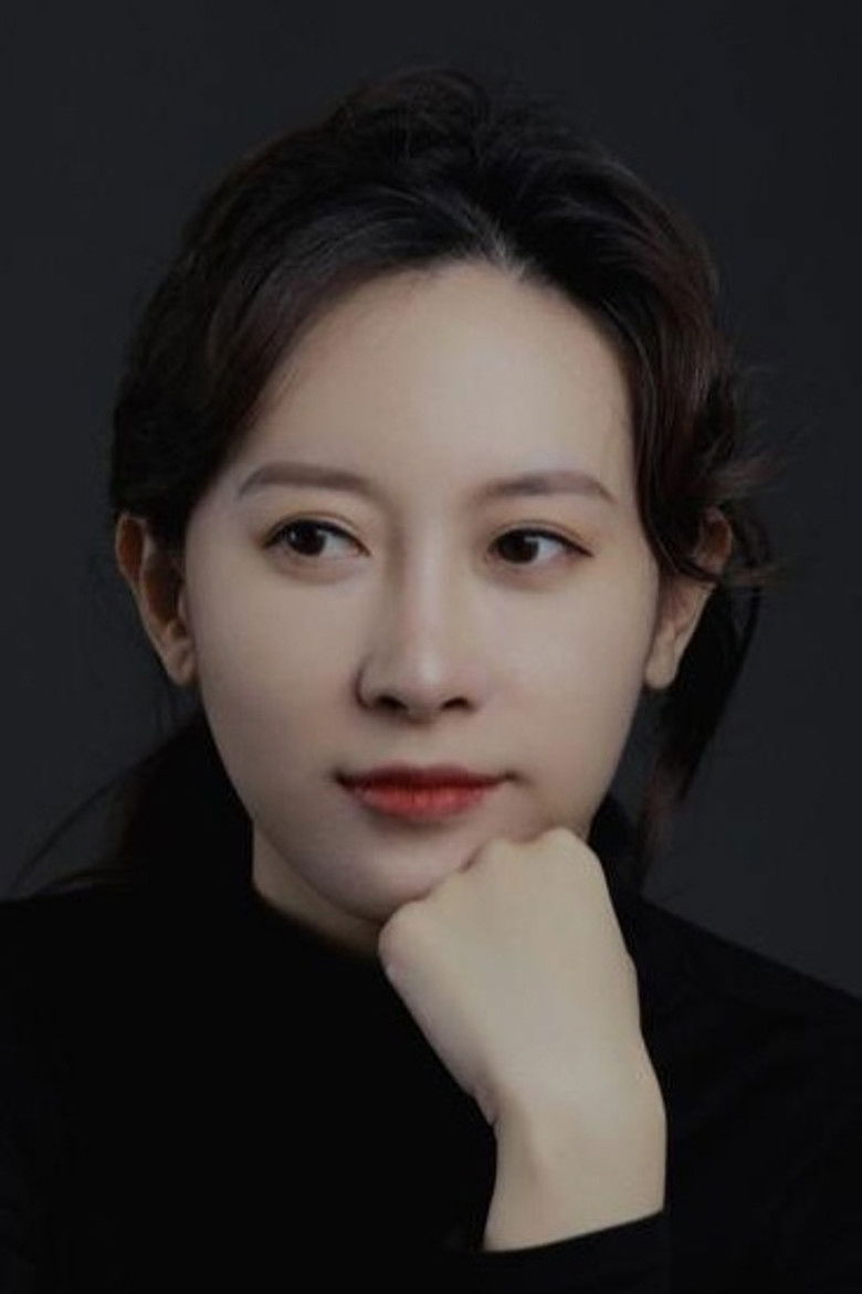 Zu Le portrait image