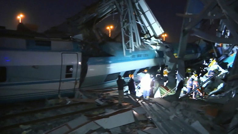 Still image for Deadly Engineering season 1 episode 8: When Trains Collide