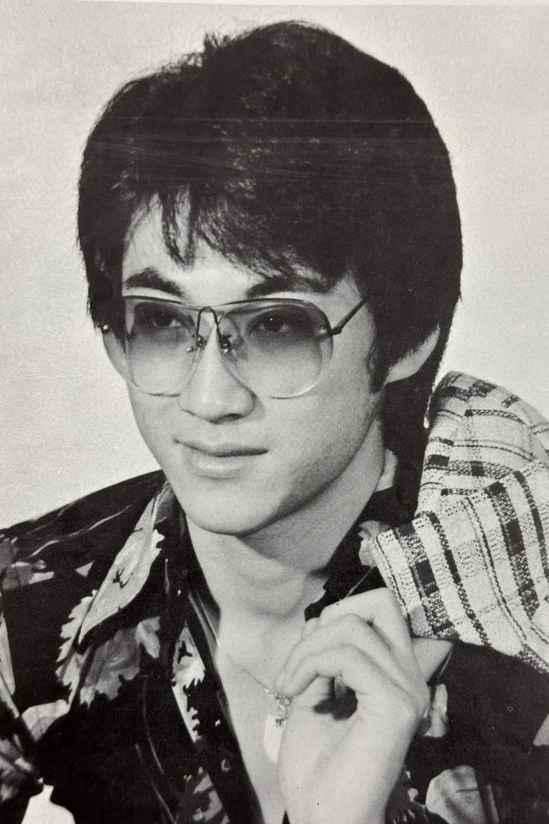 华伦