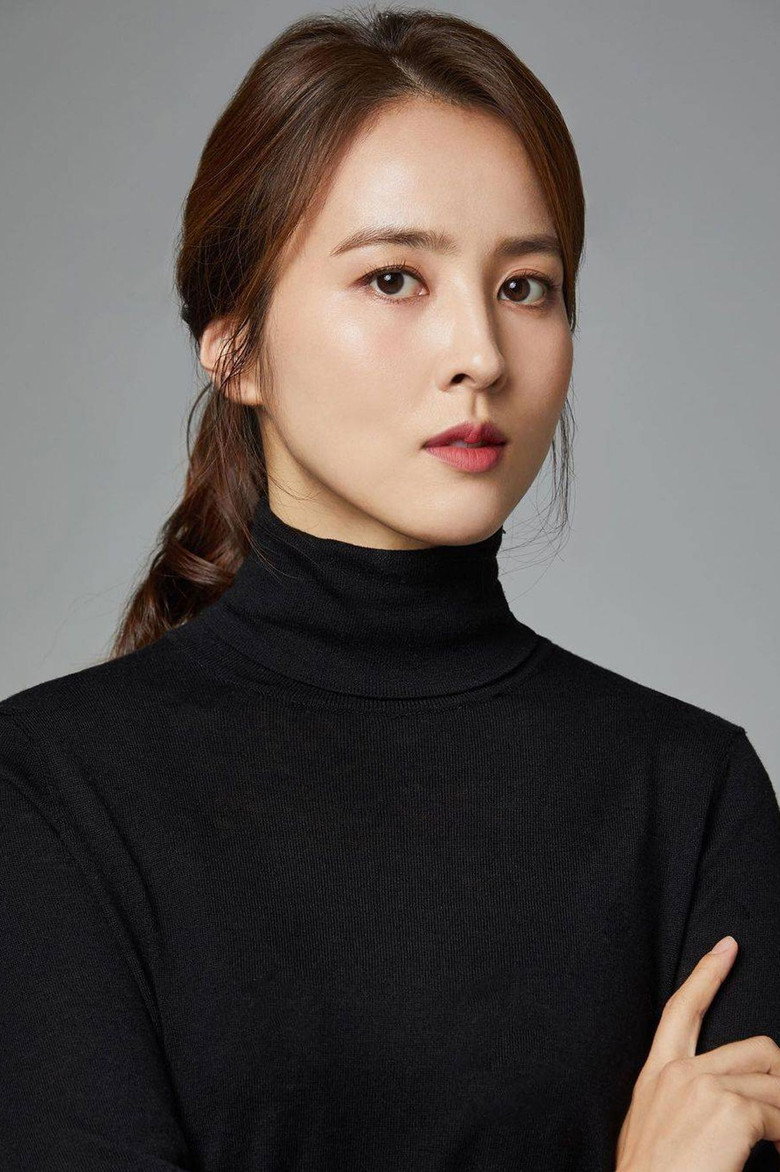 Han Hye-jin photo 2
