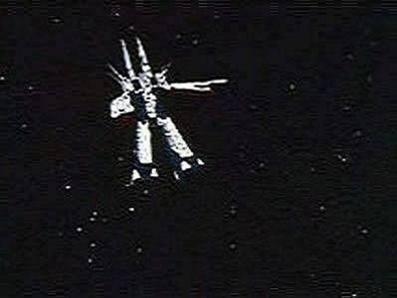 Still from Super Dimension Fortress Macross - Season 1 Episode 5