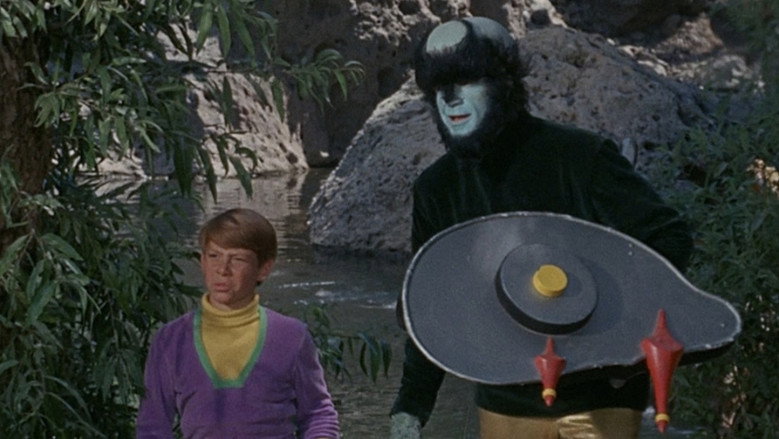 Still from Lost in Space - Season 3 Episode 4