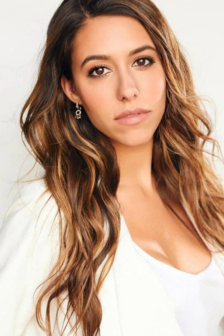 Gabby Kono photo 3