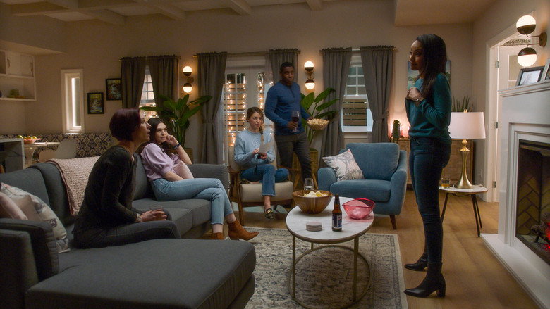 Still from Supergirl - Season 6 Episode 9