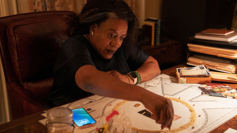 Still from Full Circle - Season 1 Episode 2