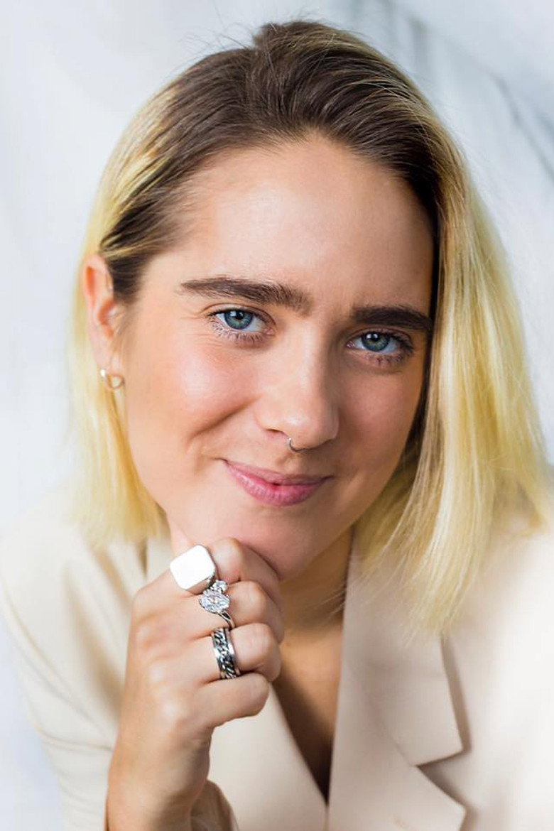 Julia Alfrida portrait