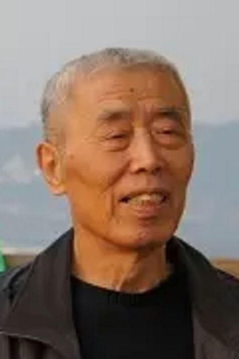 Feng Wang portrait image