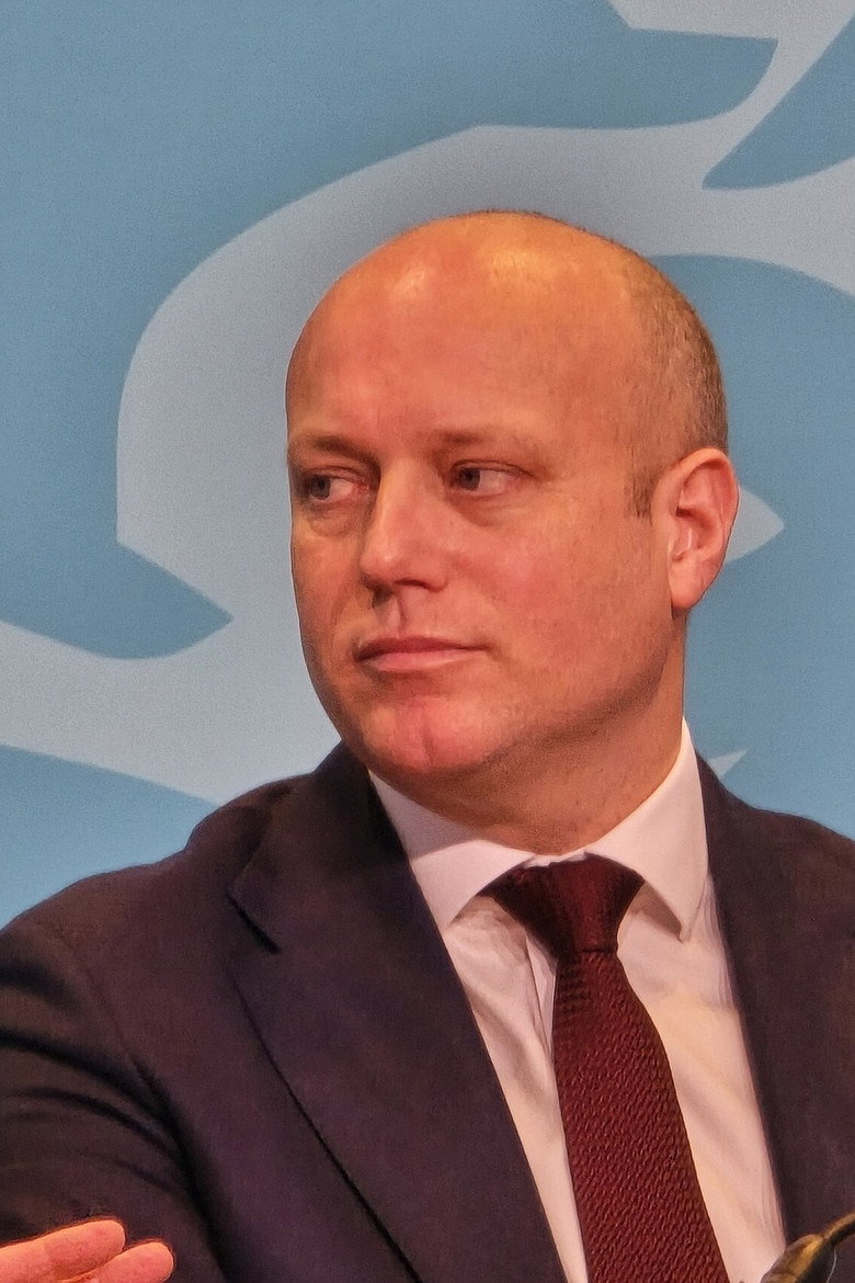 Dan Thomas portrait