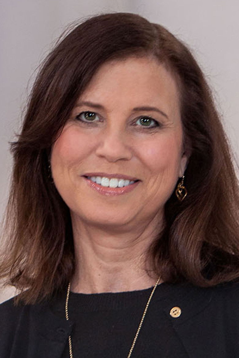 Joanne Lipman portrait image