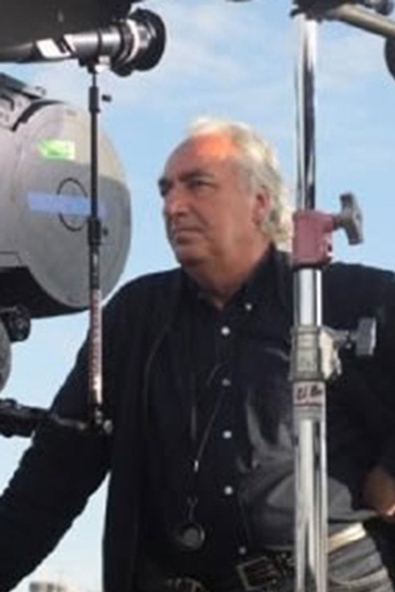 Alfredo Mayo portrait image