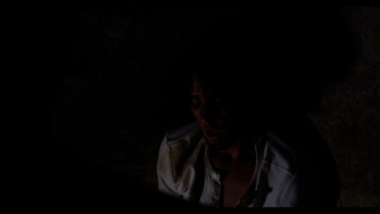 Image d'arrière-plan 1 du film Assika : Loin des sentiers