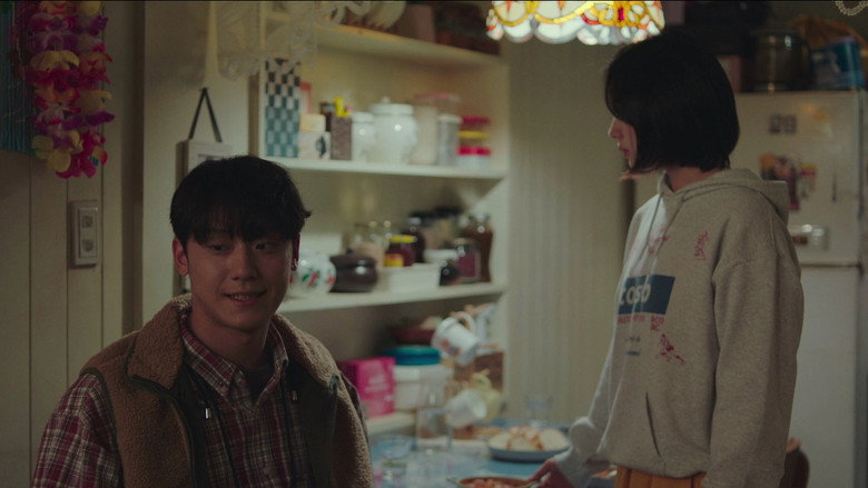 Still from The Good Bad Mother - Season 1 Episode 6