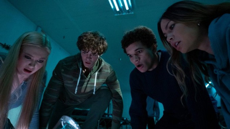 Still from Wolf Pack - Season 1 Episode 8