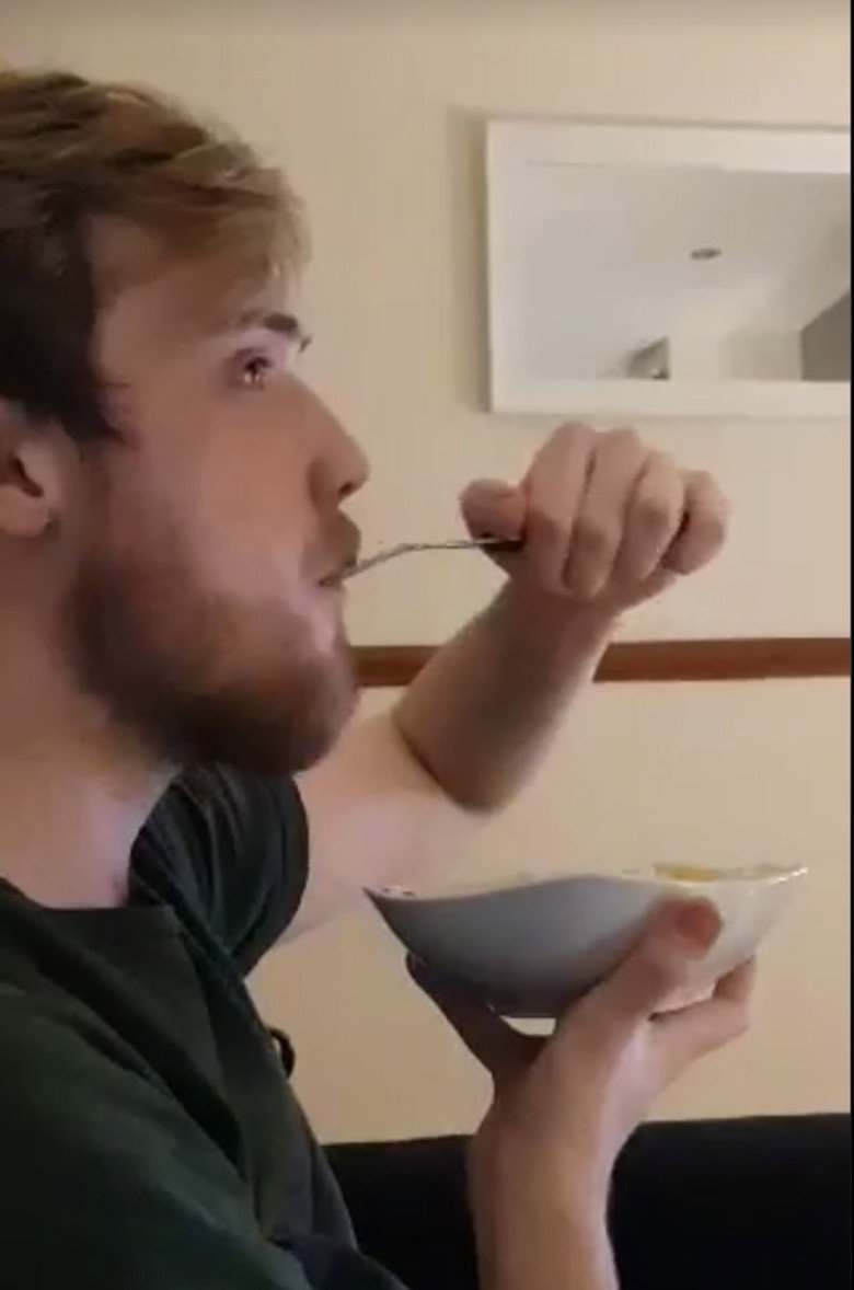 Eating Pasta 3 background