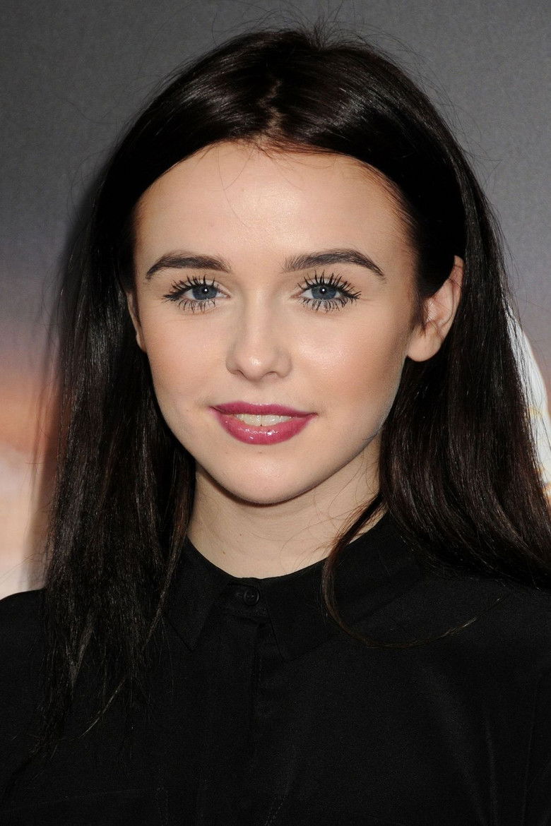 Acacia Brinley portrait image